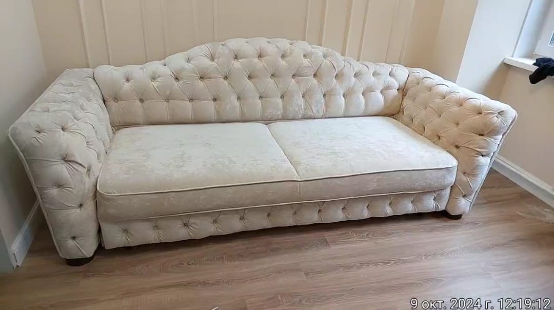 Обивка дивана. Балтийская