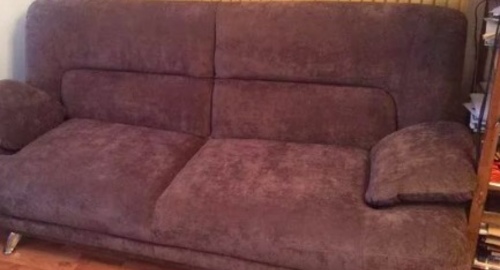 Замена обивки дивана на дому. Балтийская